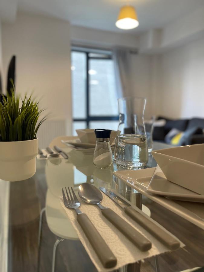 Modern Spacious 1 Bed Flat In Birmingham City Centre With Free Parking, Fast Free Wifi And Netflix 外观 照片