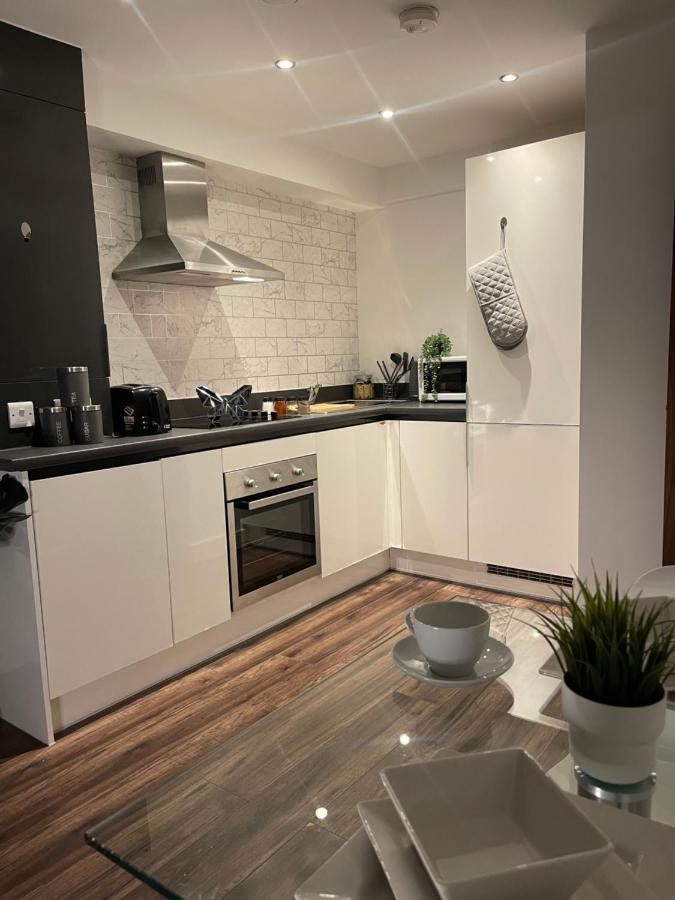 Modern Spacious 1 Bed Flat In Birmingham City Centre With Free Parking, Fast Free Wifi And Netflix 外观 照片